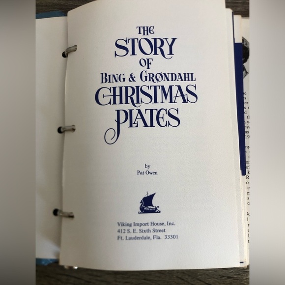 The Story of Bing & Grøndahl Christmas Plates Book - Picture 8 of 14